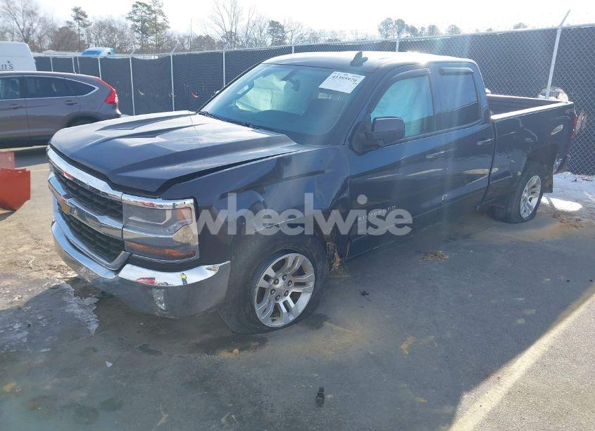 Photo 2 of 2016 Chevrolet Silverado 1500 1LT (VIN 1GCVKREC8GZ170782)