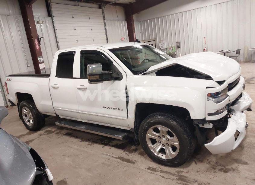 Photo 13 of 2016 Chevrolet Silverado 1500 2LT (VIN 1GCVKREC8GZ177490)