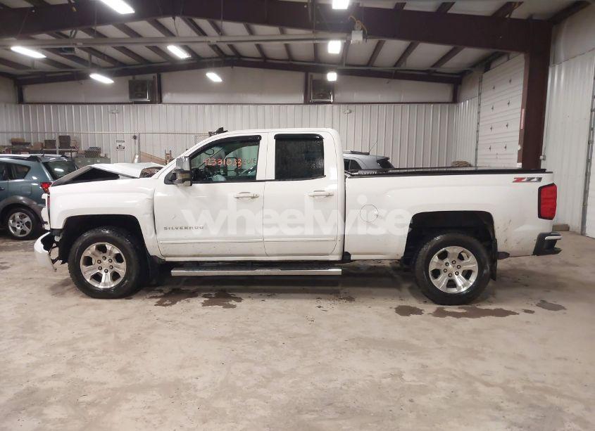 Photo 14 of 2016 Chevrolet Silverado 1500 2LT (VIN 1GCVKREC8GZ177490)