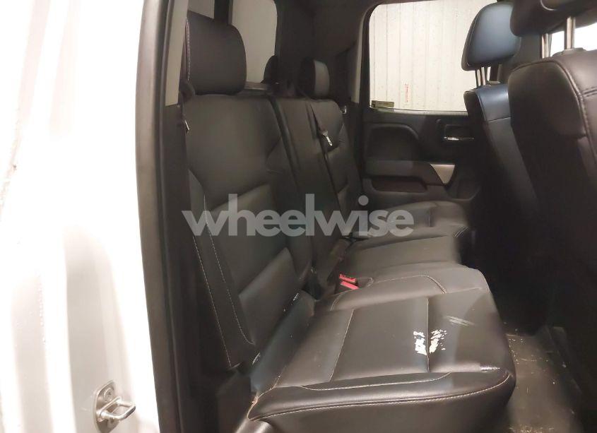 Photo 8 of 2016 Chevrolet Silverado 1500 2LT (VIN 1GCVKREC8GZ177490)