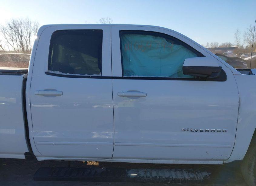 Photo 13 of 2016 Chevrolet Silverado 1500 1LT (VIN 1GCVKREC8GZ322060)