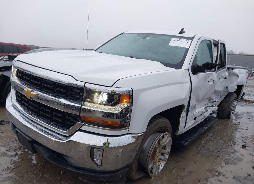 Photo 2 of 2016 Chevrolet Silverado 1500 1LT (VIN 1GCVKREC8GZ322060)