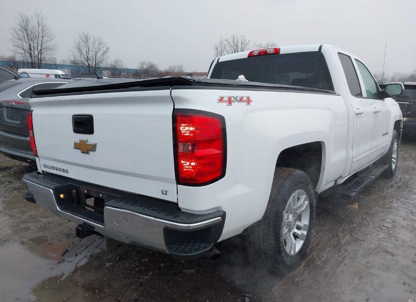 Photo 3 of 2016 Chevrolet Silverado 1500 1LT (VIN 1GCVKREC8GZ322060)