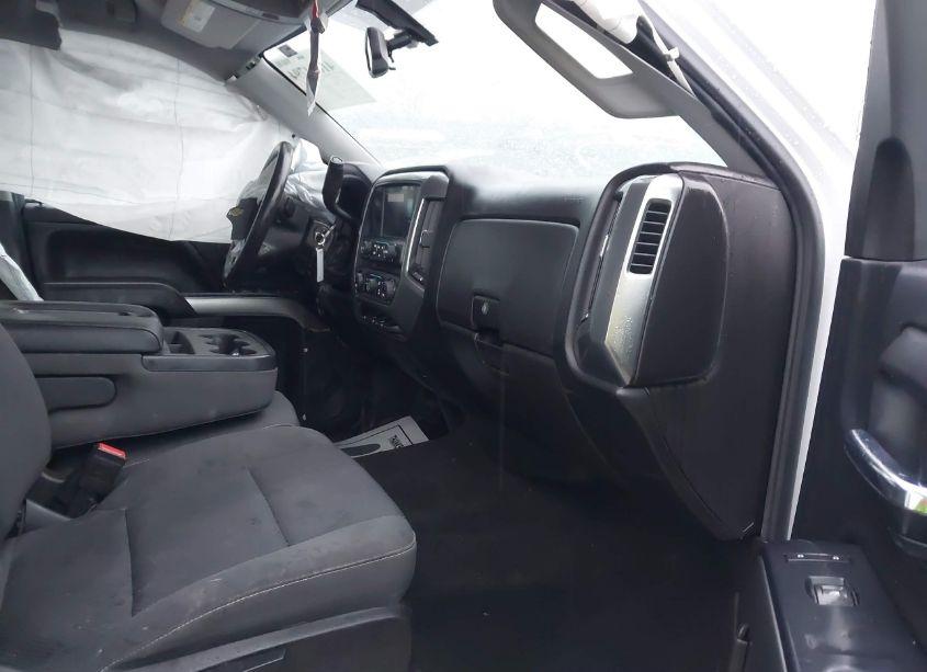 Photo 4 of 2016 Chevrolet Silverado 1500 1LT (VIN 1GCVKREC8GZ322060)