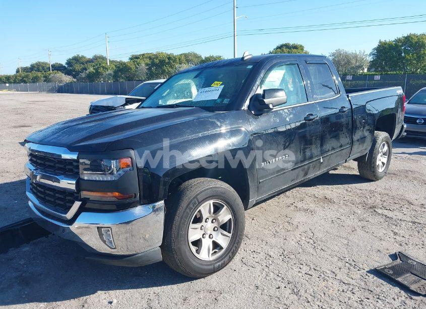 Photo 2 of 2016 Chevrolet Silverado 1500 1LT (VIN 1GCVKREC8GZ390035)