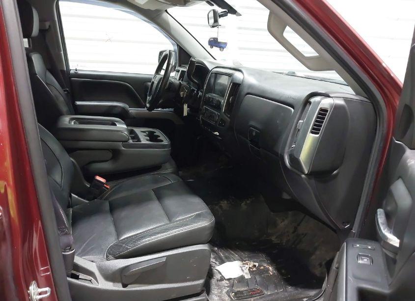 Photo 5 of 2017 Chevrolet Silverado 1500 2LT (VIN 1GCVKREC8HZ139761)