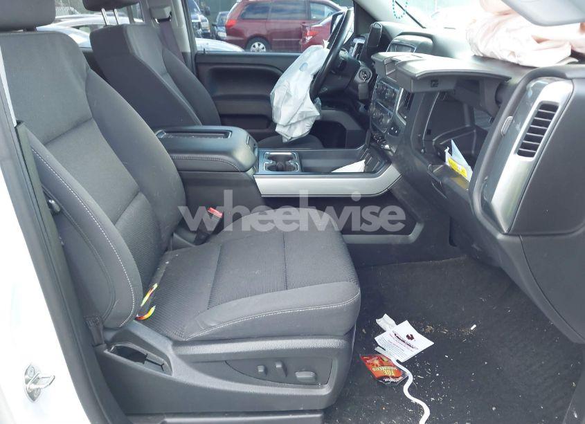 Photo 5 of 2017 Chevrolet Silverado 1500 2LT (VIN 1GCVKREC8HZ167723)