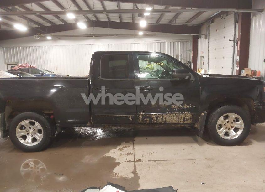 Photo 14 of 2017 Chevrolet Silverado 1500 2LT (VIN 1GCVKREC8HZ224857)