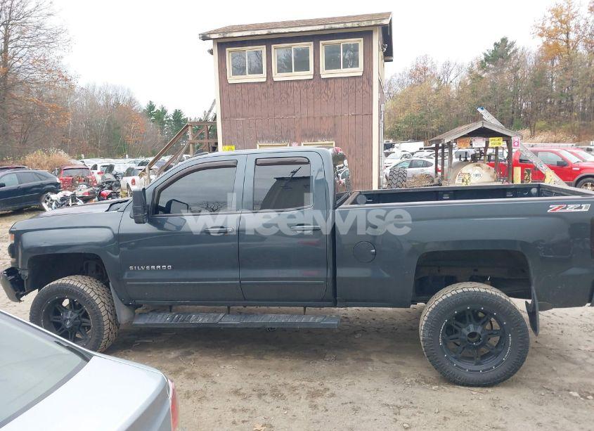 Photo 15 of 2017 Chevrolet Silverado 1500 LT (VIN 1GCVKREC8HZ252304)