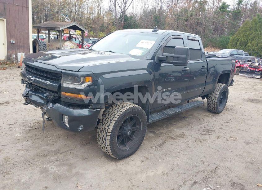 Photo 2 of 2017 Chevrolet Silverado 1500 LT (VIN 1GCVKREC8HZ252304)