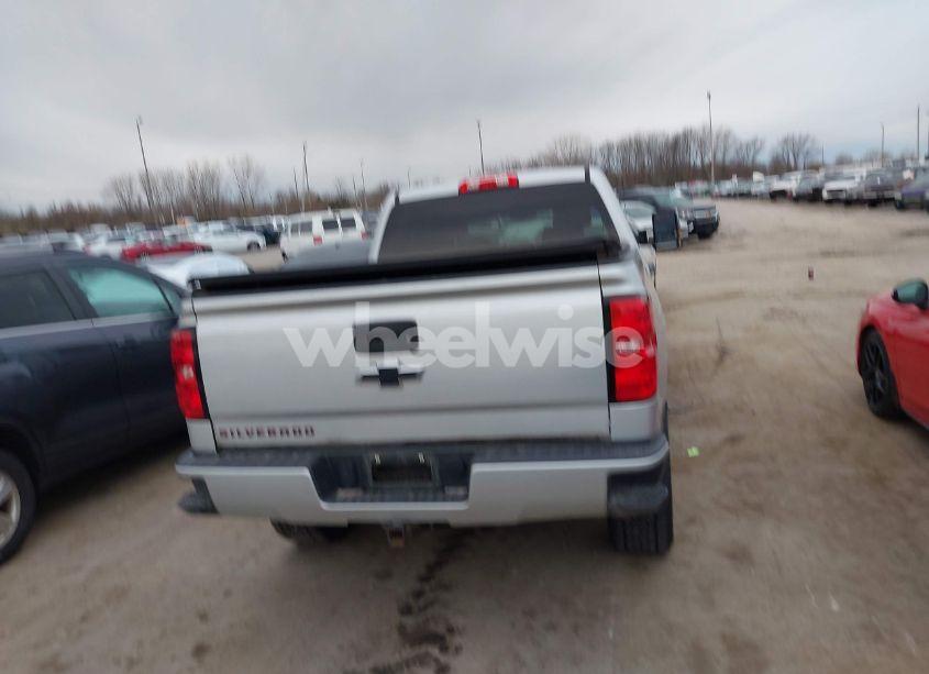 Photo 16 of 2017 Chevrolet Silverado 1500 2LT (VIN 1GCVKREC8HZ365945)