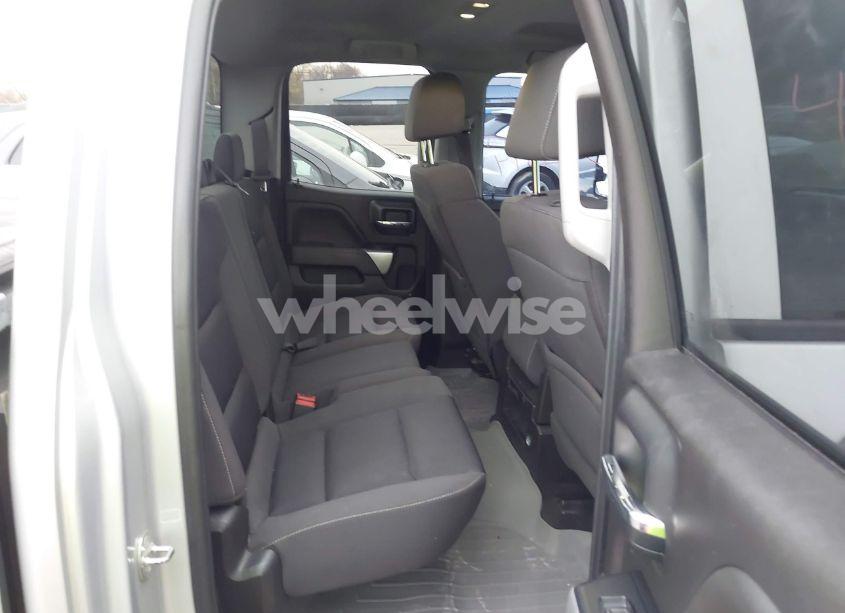 Photo 8 of 2017 Chevrolet Silverado 1500 2LT (VIN 1GCVKREC8HZ365945)