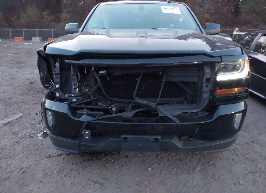 Photo 6 of 2017 Chevrolet Silverado 1500 2LT (VIN 1GCVKREC8HZ369056)