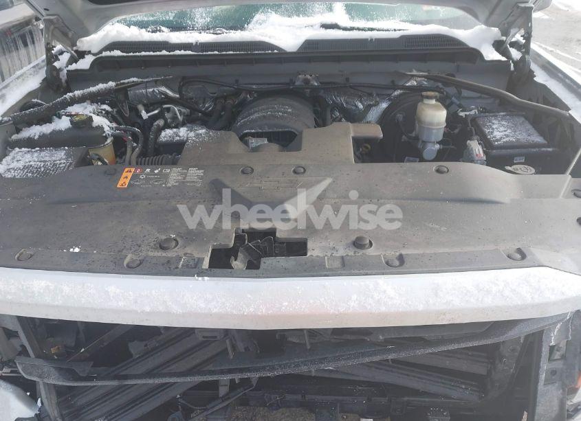 Photo 10 of 2018 Chevrolet Silverado 1500 2LT (VIN 1GCVKREC8JZ193860)