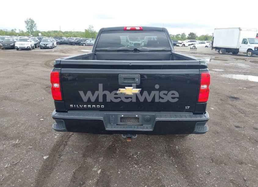 Photo 16 of 2018 Chevrolet Silverado 1500 2LT (VIN 1GCVKREC8JZ300535)