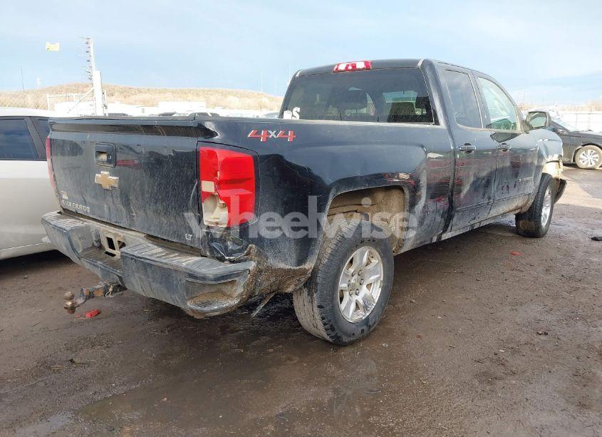 Photo 4 of 2018 Chevrolet Silverado 1500 1LT (VIN 1GCVKREC8JZ311423)