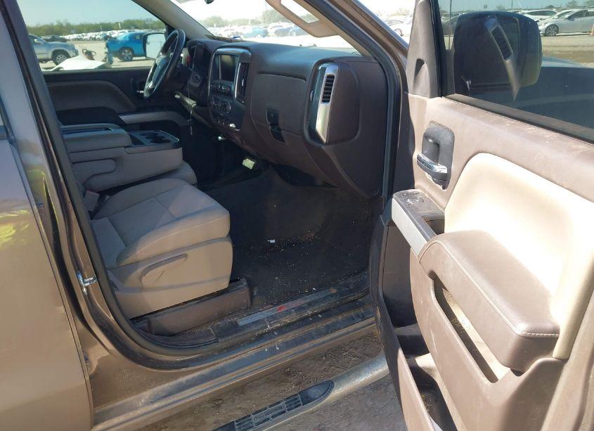 Photo 5 of 2014 Chevrolet Silverado 1500 2LT (VIN 1GCVKREC9EZ197664)