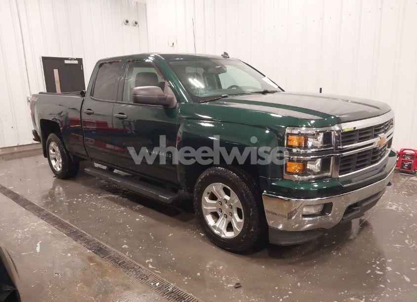 2014 Chevrolet Silverado 1500 2LT (VIN 1GCVKREC9EZ323215) main photo
