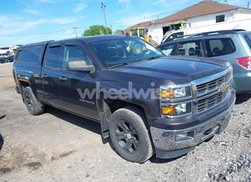 2014 Chevrolet Silverado 1500 2LT (VIN 1GCVKREC9EZ393121) main photo