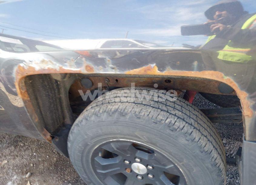 Photo 18 of 2014 Chevrolet Silverado 1500 2LT (VIN 1GCVKREC9EZ393121)