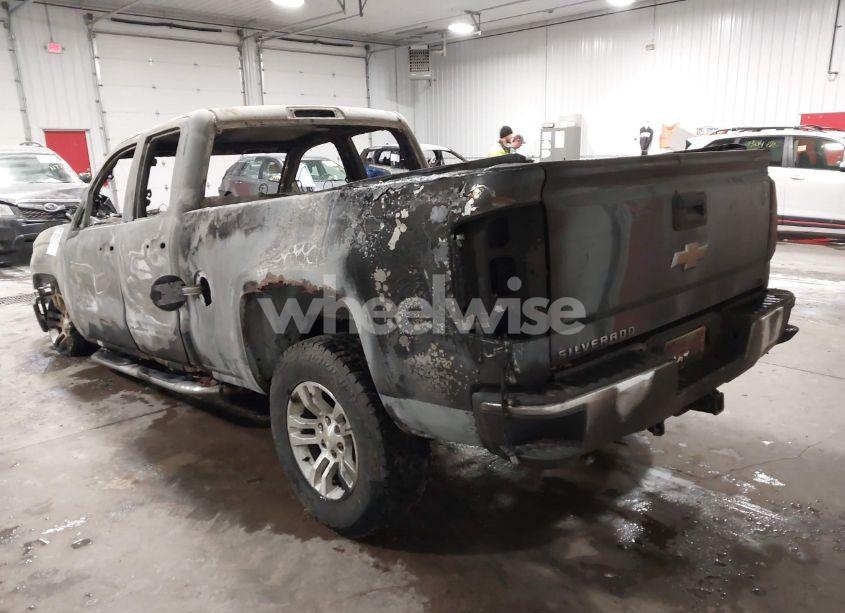 Photo 3 of 2015 Chevrolet Silverado 1500 1LT (VIN 1GCVKREC9FZ187637)