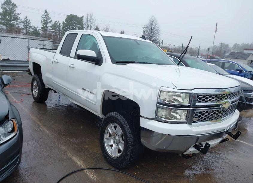 2015 Chevrolet Silverado 1500 1LT (VIN 1GCVKREC9FZ234116) main photo