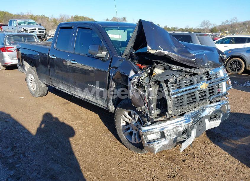 2015 Chevrolet Silverado 1500 2LT (VIN 1GCVKREC9FZ287415) main photo