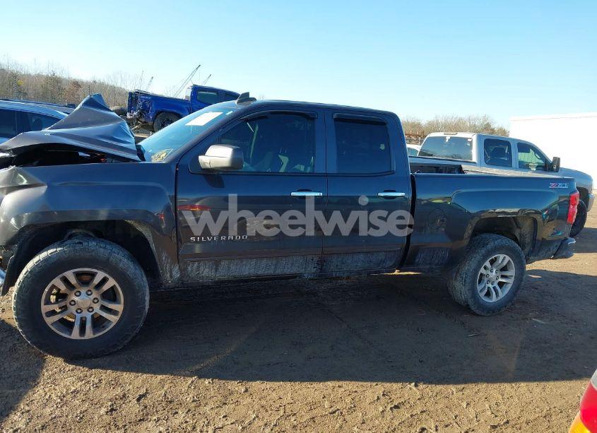 Photo 14 of 2015 Chevrolet Silverado 1500 2LT (VIN 1GCVKREC9FZ287415)