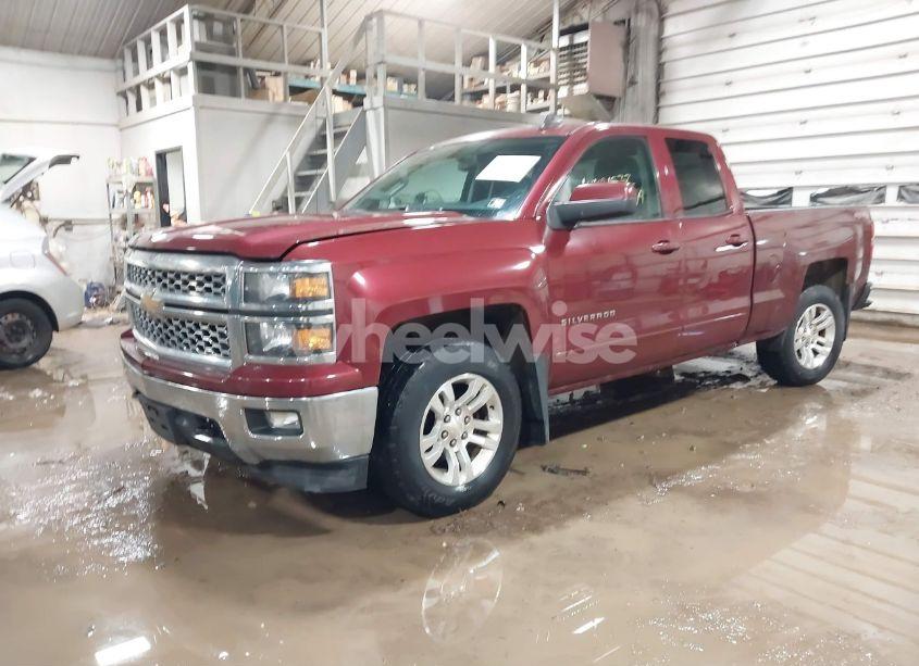 Photo 2 of 2015 Chevrolet Silverado 1500 1LT (VIN 1GCVKREC9FZ359925)