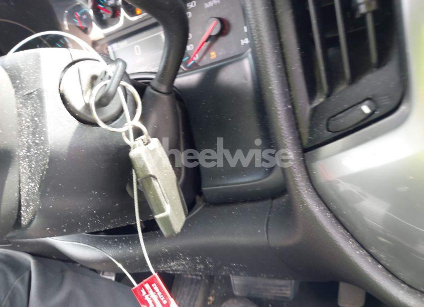 Photo 11 of 2015 Chevrolet Silverado 1500 1LT (VIN 1GCVKREC9FZ392424)