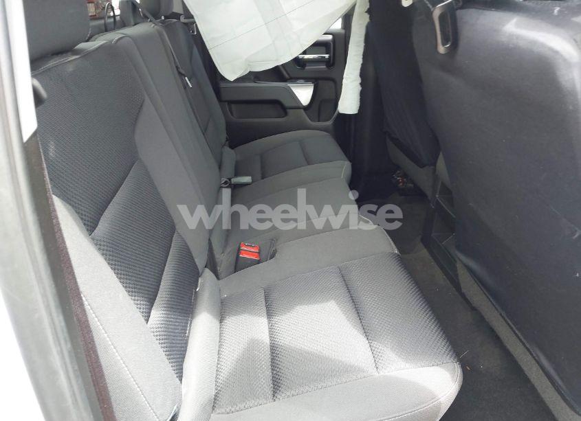 Photo 8 of 2015 Chevrolet Silverado 1500 1LT (VIN 1GCVKREC9FZ392424)