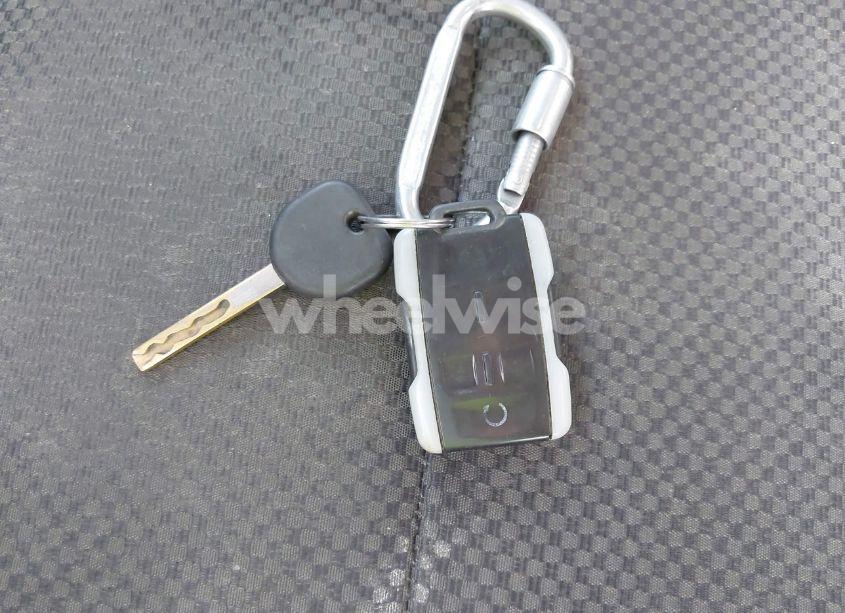 Photo 11 of 2015 Chevrolet Silverado 1500 1LT (VIN 1GCVKREC9FZ415359)