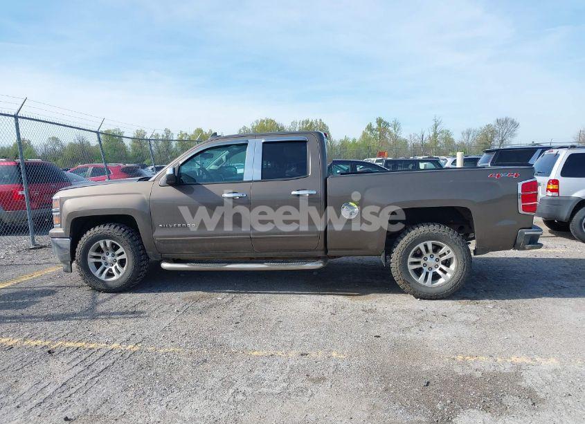 Photo 14 of 2015 Chevrolet Silverado 1500 1LT (VIN 1GCVKREC9FZ415359)