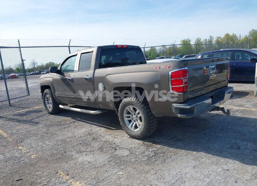 Photo 3 of 2015 Chevrolet Silverado 1500 1LT (VIN 1GCVKREC9FZ415359)