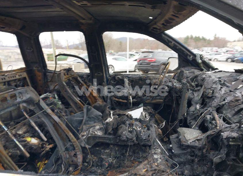 Photo 5 of 2016 Chevrolet Silverado 1500 2LT (VIN 1GCVKREC9GZ138875)