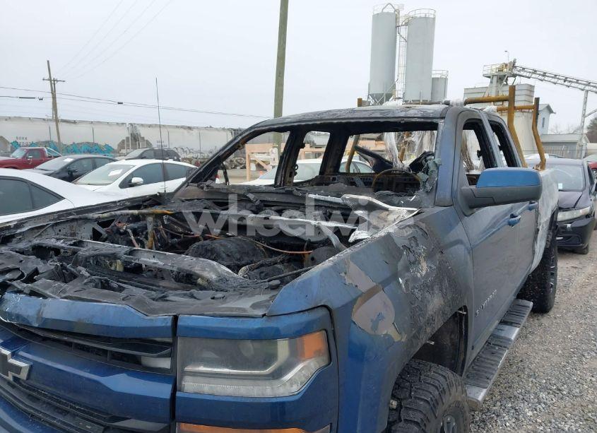 Photo 6 of 2016 Chevrolet Silverado 1500 2LT (VIN 1GCVKREC9GZ138875)