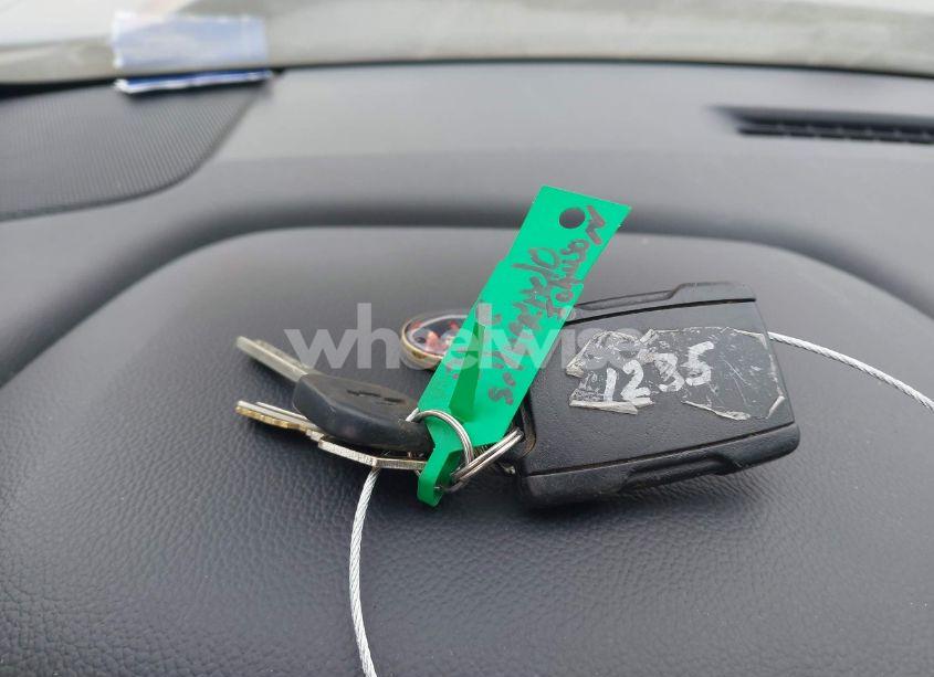 Photo 11 of 2016 Chevrolet Silverado 1500 1LT (VIN 1GCVKREC9GZ164098)