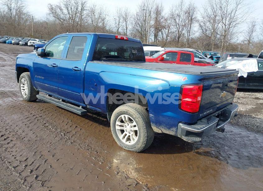 Photo 3 of 2016 Chevrolet Silverado 1500 1LT (VIN 1GCVKREC9GZ164098)