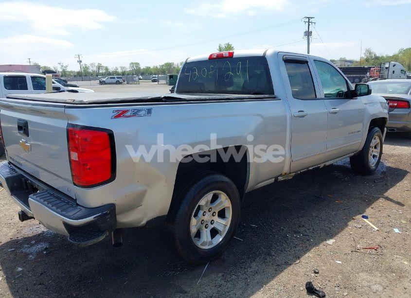 Photo 4 of 2016 Chevrolet Silverado 1500 2LT (VIN 1GCVKREC9GZ199644)