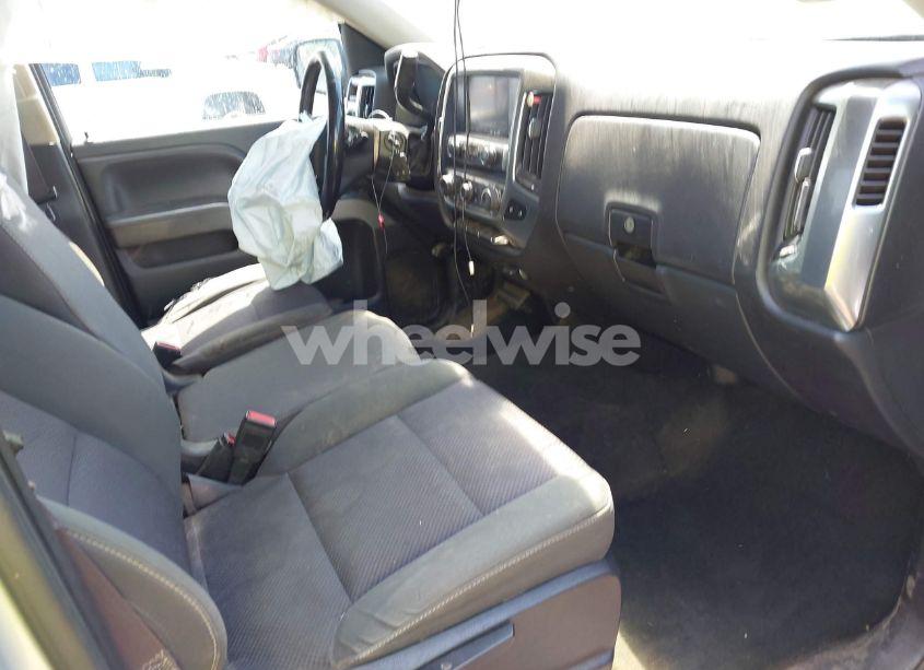 Photo 5 of 2016 Chevrolet Silverado 1500 2LT (VIN 1GCVKREC9GZ199644)