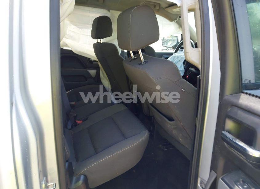 Photo 8 of 2016 Chevrolet Silverado 1500 2LT (VIN 1GCVKREC9GZ199644)