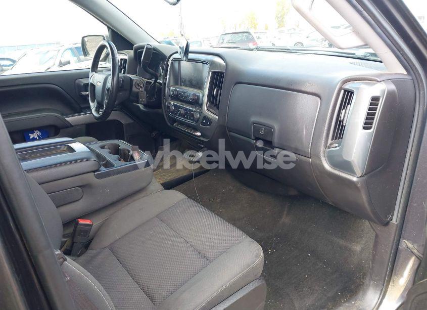 Photo 5 of 2016 Chevrolet Silverado 1500 2LT (VIN 1GCVKREC9GZ204082)