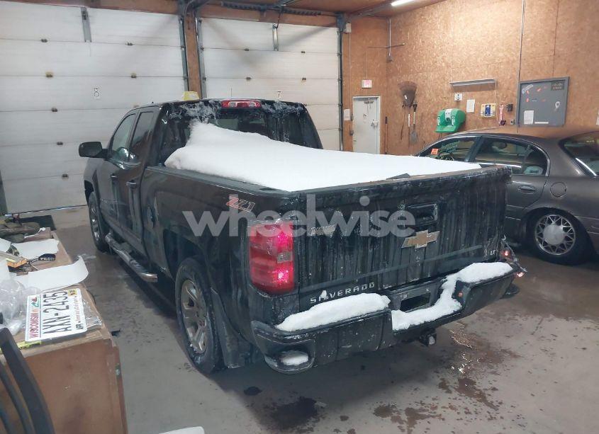 Photo 3 of 2016 Chevrolet Silverado 1500 2LT (VIN 1GCVKREC9GZ308281)