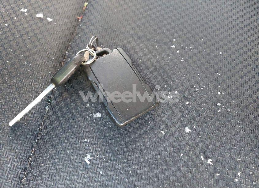 Photo 11 of 2016 Chevrolet Silverado 1500 2LT (VIN 1GCVKREC9GZ385815)