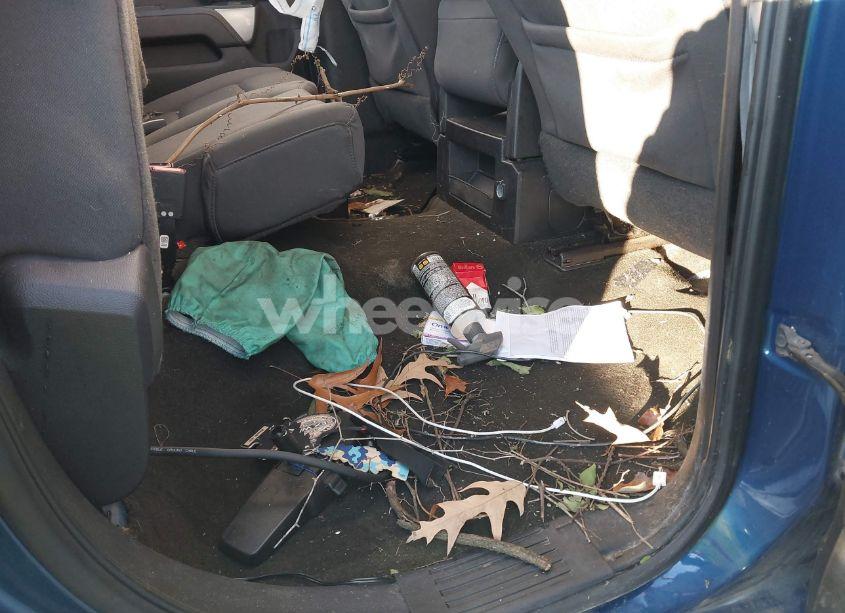 Photo 8 of 2016 Chevrolet Silverado 1500 2LT (VIN 1GCVKREC9GZ385815)