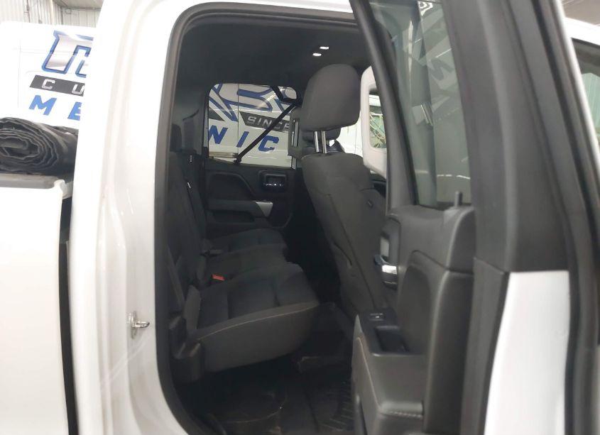 Photo 8 of 2016 Chevrolet Silverado 1500 2LT (VIN 1GCVKREC9GZ429229)