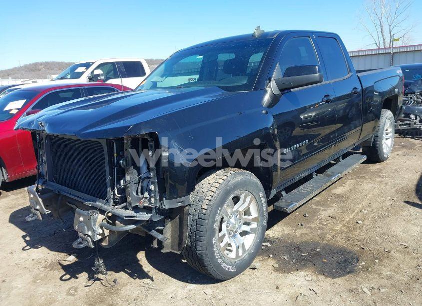 Photo 2 of 2017 Chevrolet Silverado 1500 1LT (VIN 1GCVKREC9HZ368336)