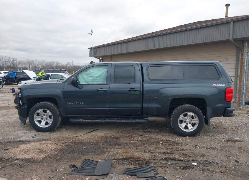 Photo 15 of 2017 Chevrolet Silverado 1500 2LT (VIN 1GCVKREC9HZ391860)