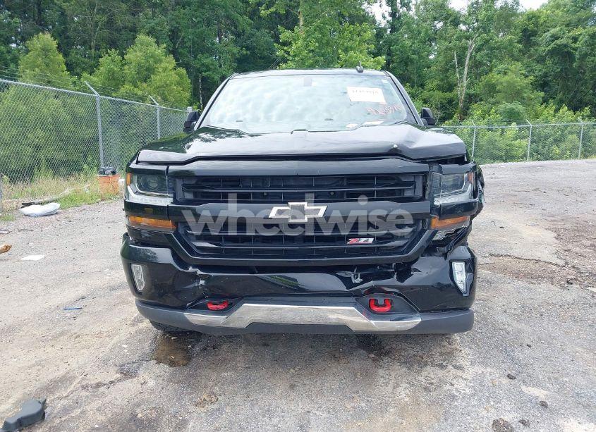 Photo 12 of 2018 Chevrolet Silverado 1500 2LT (VIN 1GCVKREC9JZ113420)