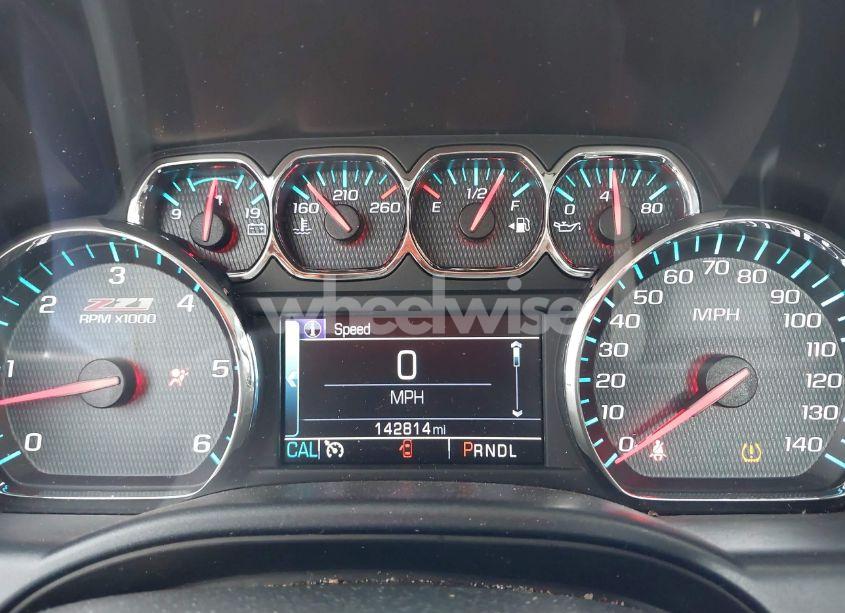 Photo 7 of 2018 Chevrolet Silverado 1500 2LT (VIN 1GCVKREC9JZ123333)